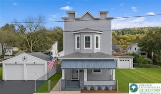 126 W High St, Coaldale, PA 18218