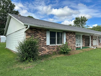 1121 Meadowbrook Dr, Mountain Home, AR 72653