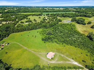 510 County Road 4260, Bonham, TX 75418