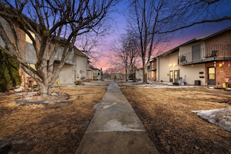 W169N11520 Biscayne Dr Unit 9, Germantown, WI 53022