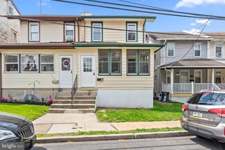 235 Randall St, Crum Lynne, PA 19022