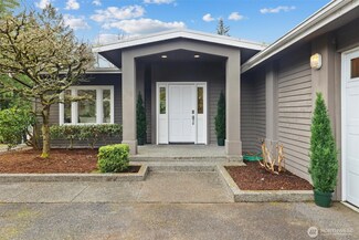 2561 123rd Ave SE, Bellevue, WA 98005