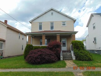 303 6th St, Windber, PA 15963