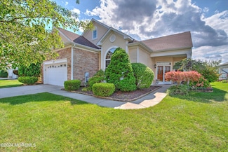 33 Ocean Grove Ln, Waretown, NJ 08758