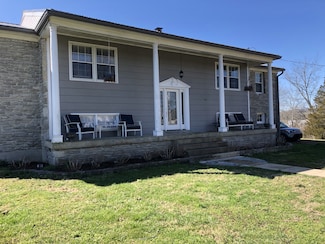 103 Easley Dr, Fayetteville, TN 37334