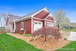 13460 Cottage View Ct, Spencer Township, MI 49326