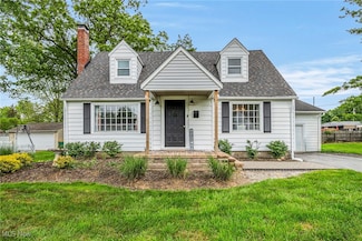 6131 Tall Oaks Dr, Mentor, OH 44060