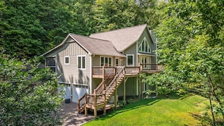 476 Old Buck Ln, Franklin, NC 28734