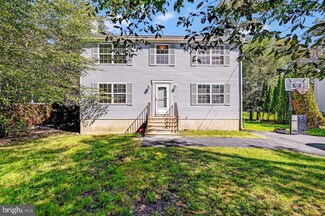 4149 Romeo Rd, Tobyhanna, PA 18466