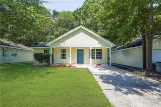 7305 Leghorn St, Savannah, GA 31406