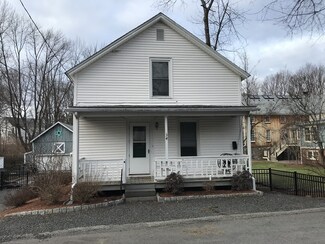 34 Kendall St, Barre, MA 01005
