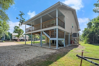 48259 Amite River Rd, Saint Amant, LA 70774