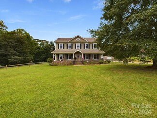 3636 33rd Ave NE, Hickory, NC 28601