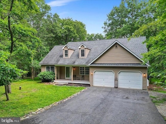 31 White Oak Dr, Jim Thorpe, PA 18229