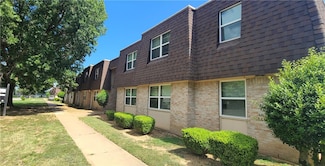 1114-1128 E 9th St, Russellville, AR 72801
