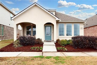 801 Pelican Bay Dr, Slidell, LA 70461