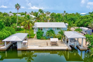 22841 Buccaneer Ln, Summerland Key, FL 33042