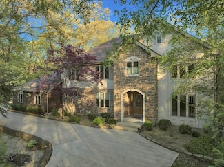 2005 S Hieland Rd, Saint Anne, IL 60964