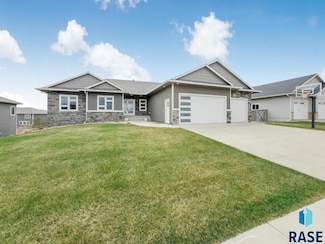 7101 Sierra Trail, Sioux Falls, SD 57110