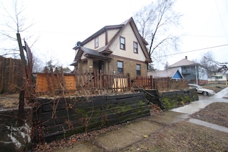 2115 10th Ave, Rockford, IL 61104