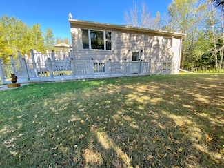 9943 E Lind Rd, Angora, MN 55703