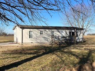 10573 Cr-110, Carthage, MO 64836