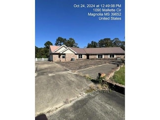 1090 Mallette Cir, Magnolia, MS 39652