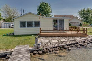 16404 Hideaway Dr, Vandalia, MI 49095
