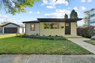 9427 S Charles St, Chicago, IL 60643