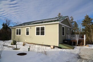 27 Fence Line Dr, Cambridge, VT 05444