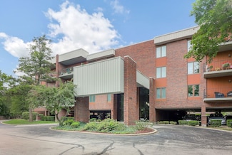 6545 Main St Unit 308, Downers Grove, IL 60516