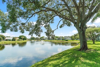6944 Briarlake Cir Unit 203, Palm Beach Gardens, FL 33418