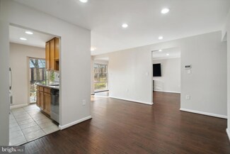 2304 Greenery Ln Unit 10115, Silver Spring, MD 20906