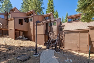 6133 Feather Ridge, Truckee, CA 96161