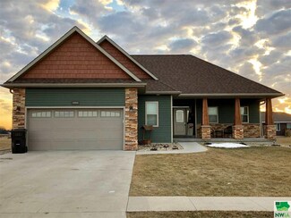 1004 Coffie Farm Rd, Sergeant Bluff, IA 51054