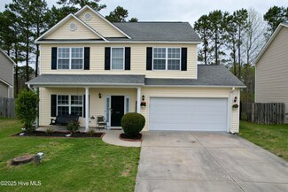 168 Crooked Run Dr, New Bern, NC 28560