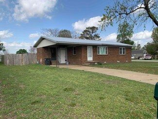 300 S Crossroads, Hoxie, AR 72433