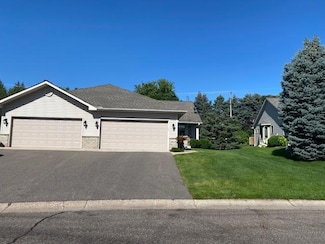3819 Xenium Ct N, Plymouth, MN 55441