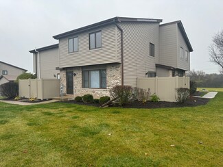 268 Circlegate Rd Unit 1, New Lenox, IL 60451