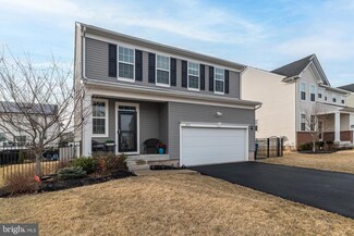 2216 Blue Gill Dr, Quakertown, PA 18951