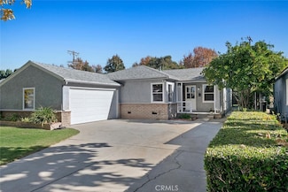 6838 Balcom Ave, Reseda, CA 91335