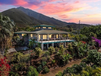 676 Kai Hele Ku St Unit B, Lahaina, HI 96761