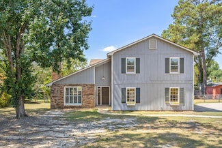 6825 Ellis Dr, Columbus, GA 31904