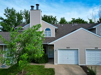 122 W Green Meadows Rd, Columbia, MO 65203