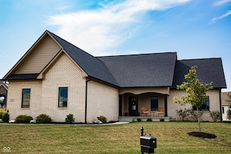 2932 Camden Ct, Greenwood, IN 46143
