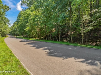 115 Lake Harbor Dr, Lenoir City, TN 37772