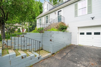 18 Jenkins Ct, Ossining, NY 10562