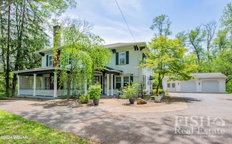 289 Montgomery St, Montgomery, PA 17752