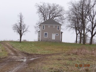 3154 E 7500s Rd, Saint Anne, IL 60964