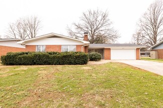 1617 Whitlow Dr, Belleville, IL 62226